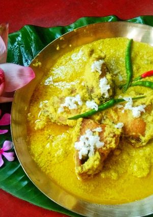 ইলিশ মাছের লটপটি (ilish macher latpati recipe in Bengali) রেসিপির প্রধান ছবি
