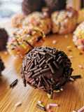 Brigadeiro Gourmet e Beijinho de Coco