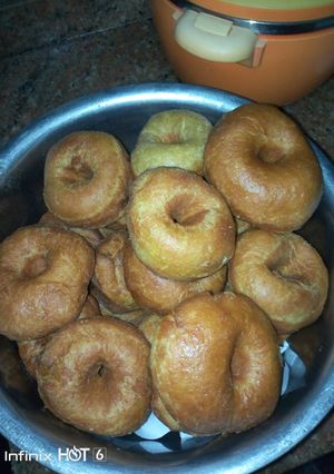 A picture of Doughnut 🍩.