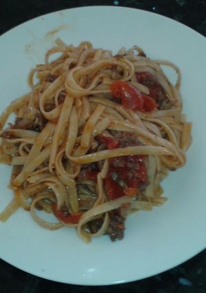 A picture of Bolognese Sauce.