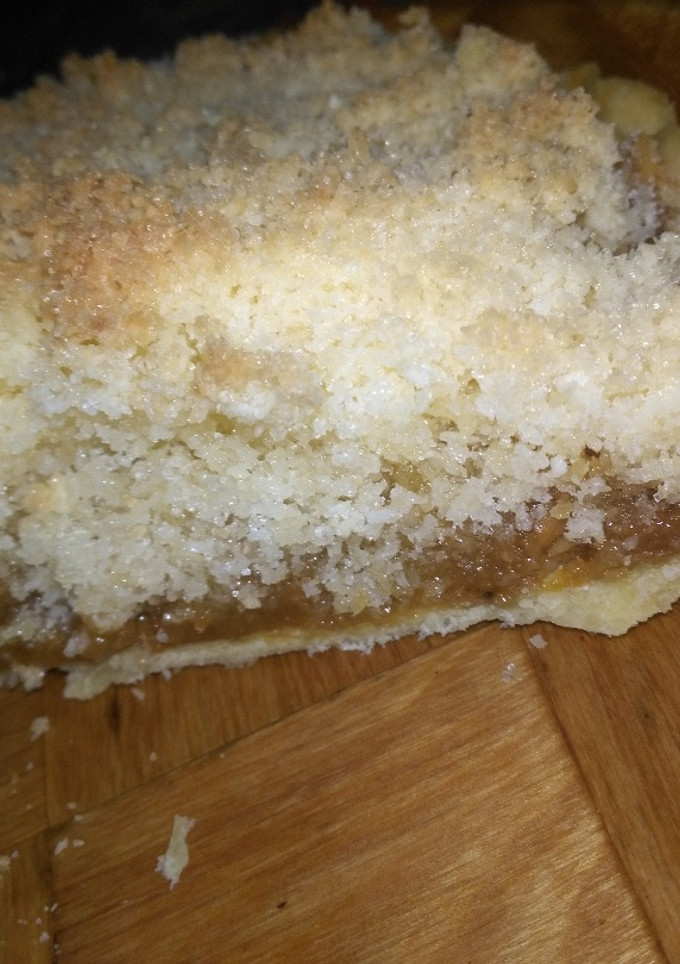 Una foto de Torta de coco y dulce de leche