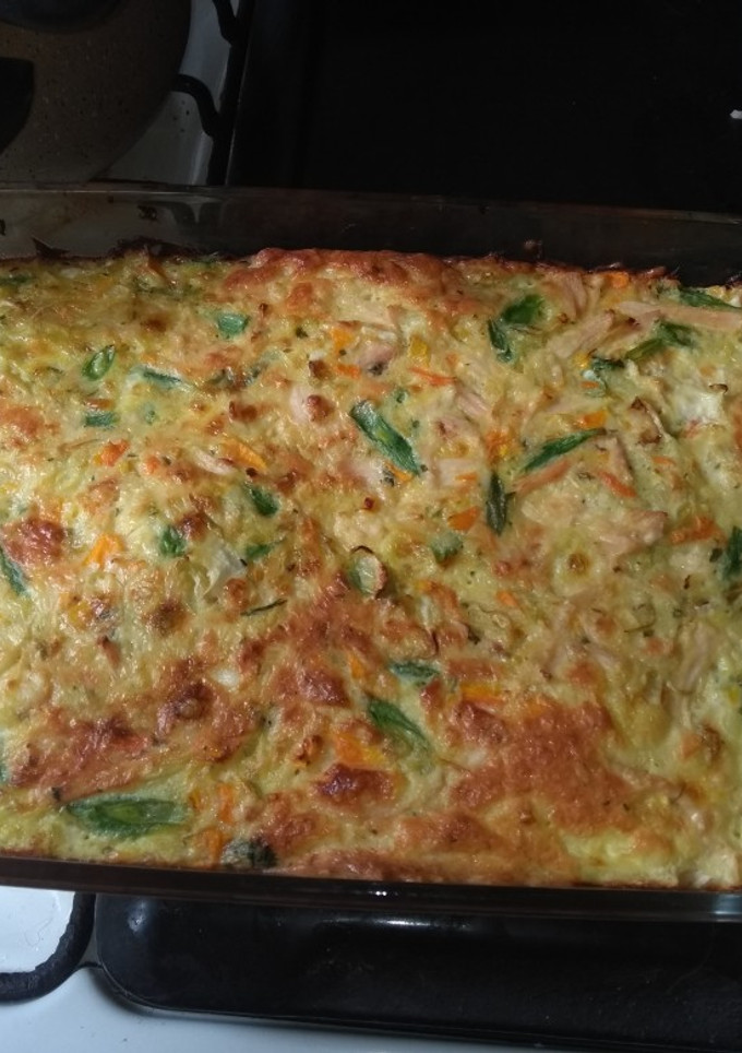 Una foto de Fritata de verduras y pollo