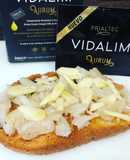Tostada de Bacalao semisalado con lámina de ajo y aceite VIDALIM