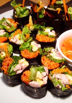รูปของ ซูชิผัก ไก่ต้ม ง่ายๆ สไตส์จุ๋ม