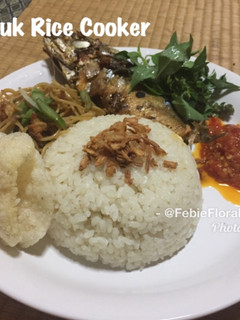 Foto resep Nasi Uduk Rice Cooker