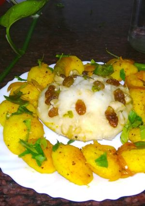 A picture of Peri Peri Suji Idli.