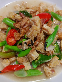 Foto resep Oseng tempe kuah santan