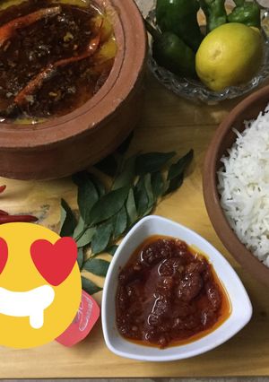A picture of Sindhi tarka daal with zeera rice.
