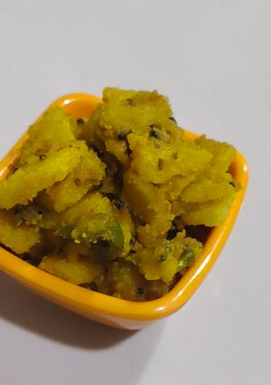 A picture of Papaya sambhara.