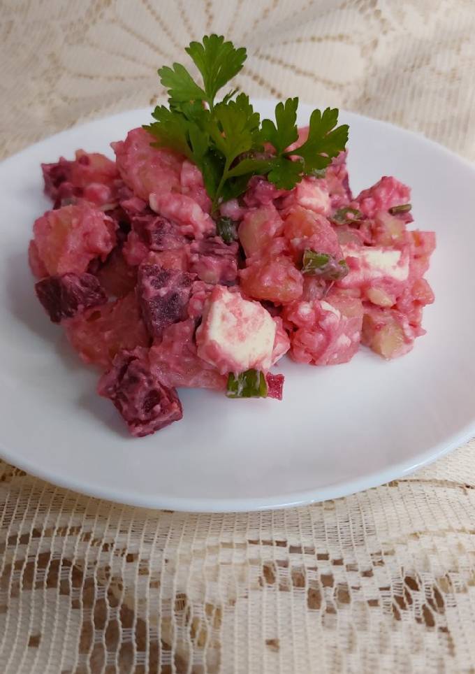 Салат картопляний з буряком