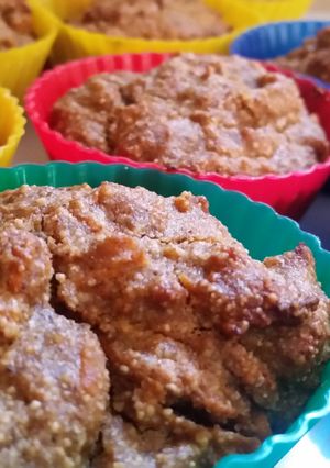 A picture of Quinoa carrot muffins.