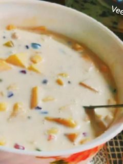 ऑरेंज फ्लेवर फ्रूट क्रीम (Orange flavor fruit cream recipe in Hindi) रेसिपी मुख्य फोटो