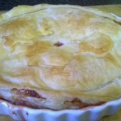 A picture of James Fruit Tart.