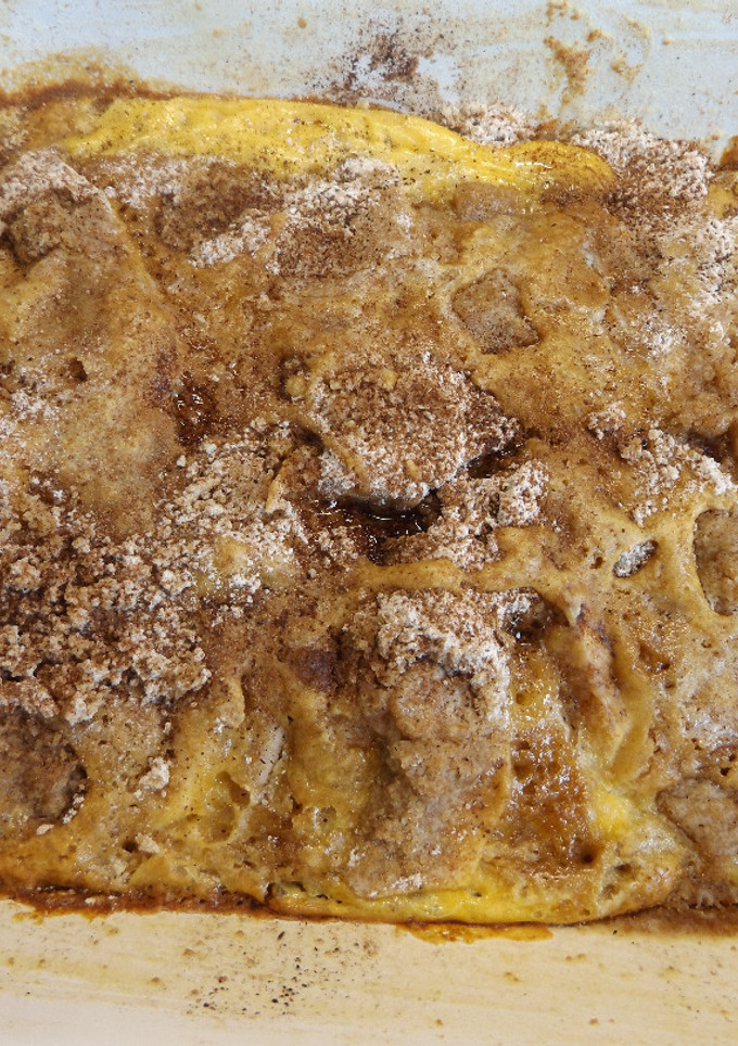 Una foto de Torta súper rápida de manzana con azúcar morena