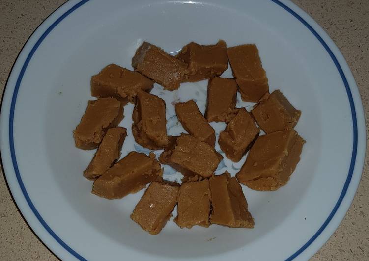 Steps to Make Favorite Almond fudge