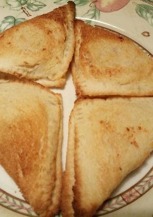 A picture of Baked feta toasties.