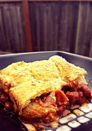 A picture of Chili dog pie.