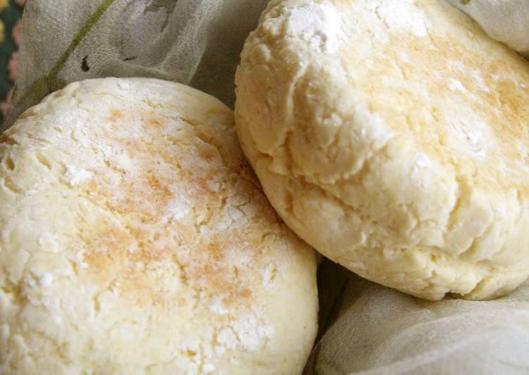 Recipe of Appetizing Scone-Style Biscuits in a Microwave and a Frying Pan