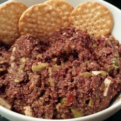 A picture of Spicy olive tapenade.