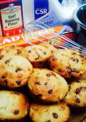 A picture of Orange & Macadamia Muffins.