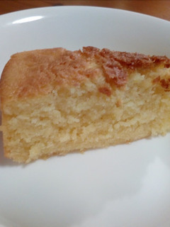 A picture of White Chocolate Sponge Cake.