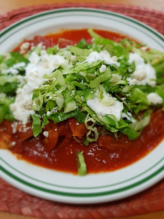 Una foto de Entomatadas rápidas de requesón al estilo de LuzMa