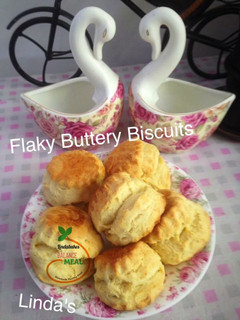 A picture of Flaky Buttery Biscuits.