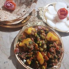 A picture of Mix sabzi (alu methi gajar matar bhaji).