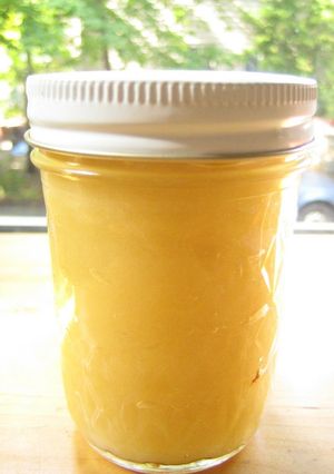 A picture of Apple Sauce.