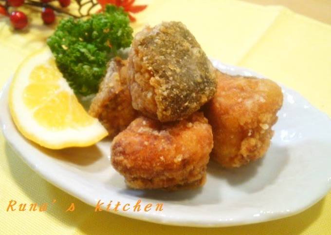 Bite-Sized Deep-Fried Autumn Salmon Zangi