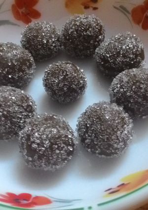 A picture of Caramel chooo ( chewy caramel fudge balls).
