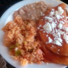 A picture of Entomatadas.