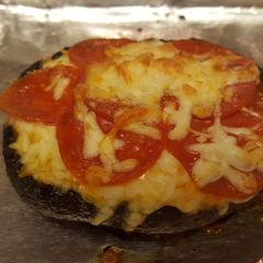 A picture of Portobello Cap Pizza - No-carb / Vegetarian.
