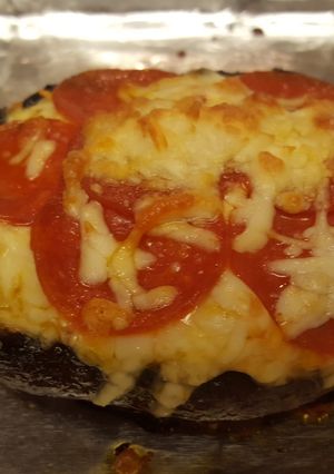 A picture of Portobello Cap Pizza - No-carb / Vegetarian.
