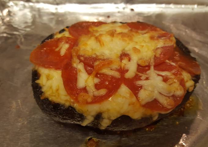 Recipe of Homemade Portobello Cap Pizza - No-carb / Vegetarian