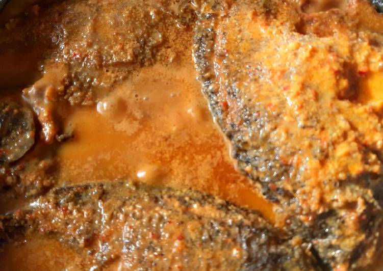 Cara Gampang Menyiapkan Gulai ikan gurame Anti Gagal