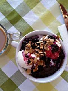 A picture of Brownies in a Mug.