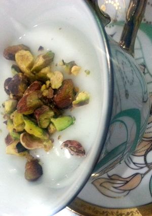 A picture of mohallabya...arabic dessert.