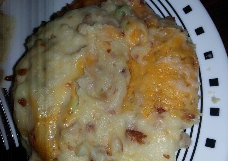 Tasy Homemade Loaded Mashed Potatos