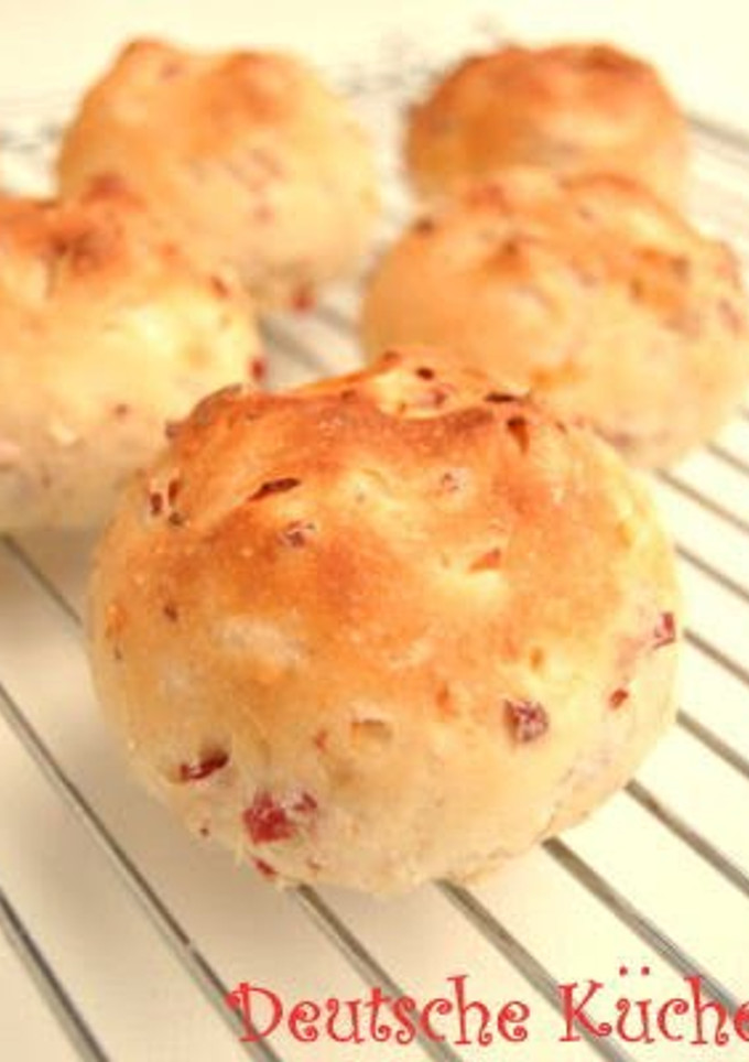 A picture of Bacon and Onion Rolls.