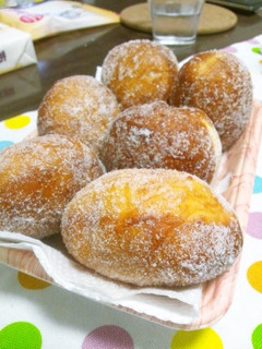 A picture of Hawaiian Malasada.