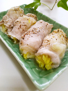 A picture of For an Appetizer or Bento Dish Wasabi & Cheese Chinese Cabbage Meat Rolls.