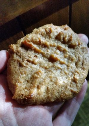 A picture of Healthy Minimal Ingredient Peanut Butter Cookies.