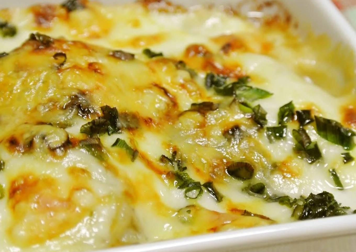 Gratinate with taro and miso butter