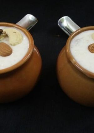 A picture of Sooji Kheer.