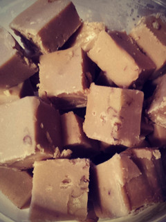 A picture of Old School Maple Nut Fudge.
