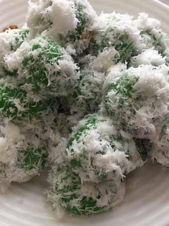 Cara Gampang Menyiapkan Klepon Favorit tanpa kapur sirih Bahan Sederhana