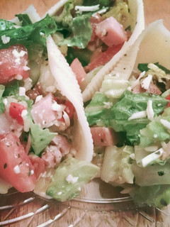 A picture of Salad Stuffed Shells.