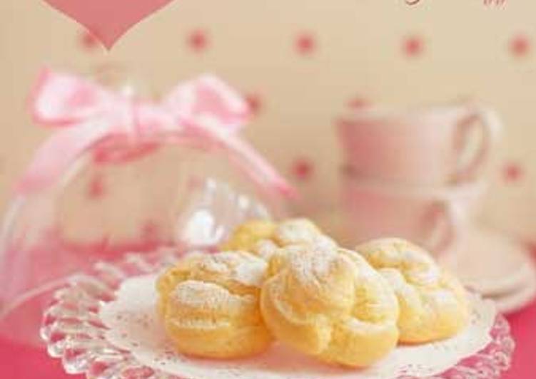 Recipe of Ultimate Cream Puffs with Vegetable Oil and One Egg