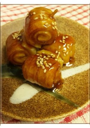 A picture of Chikuwa Rolls in a Teriyaki Sauce.